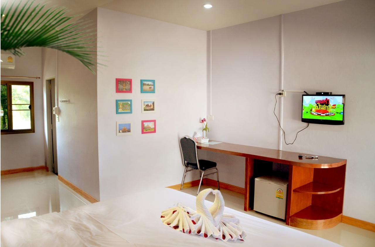 Chao Phraya Home Ban Bon  Exterior photo